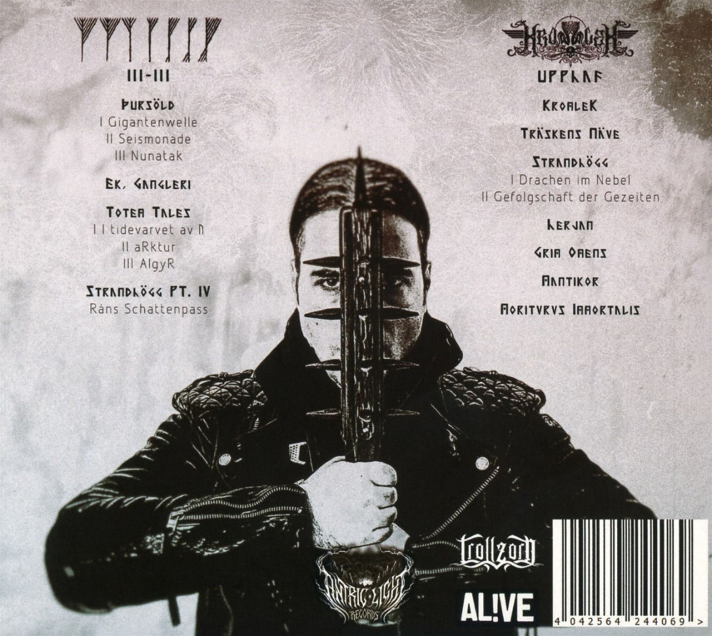 Kromlek – III-III & Upphaf