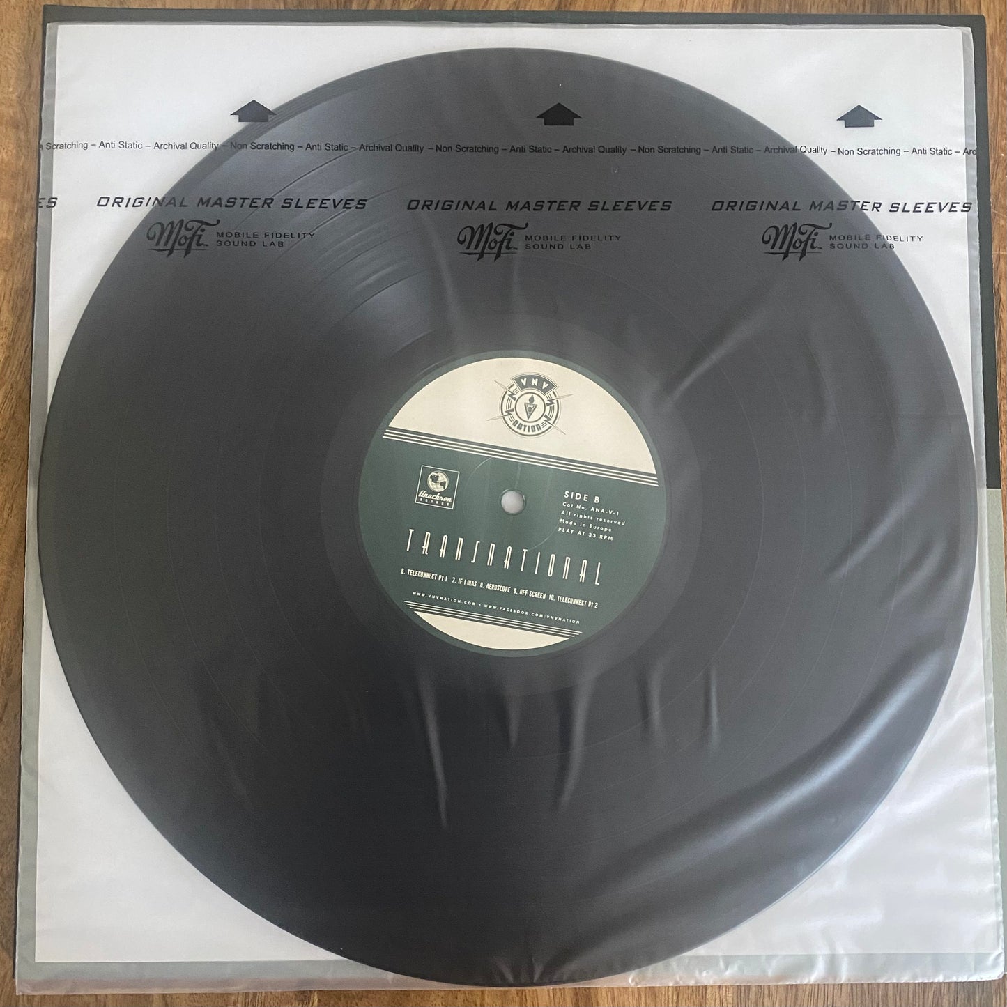 VNV Nation – Transnational